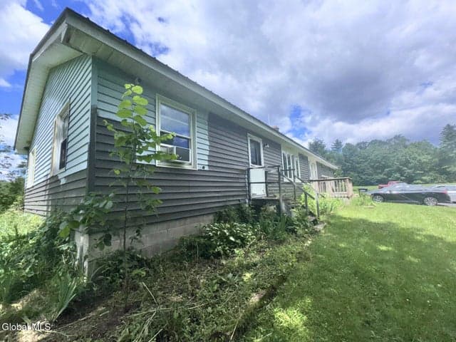 184 Burt Road, Moreau, NY, photo 4