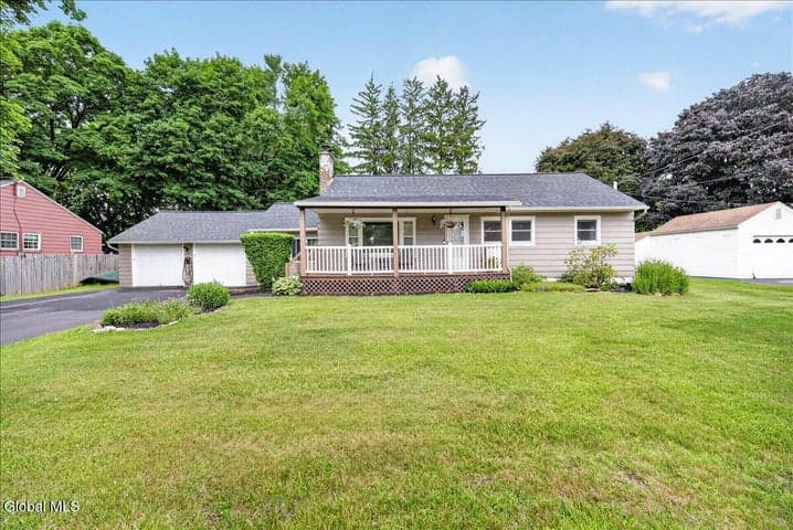 135 Goode Street, Ballston, NY, photo 1