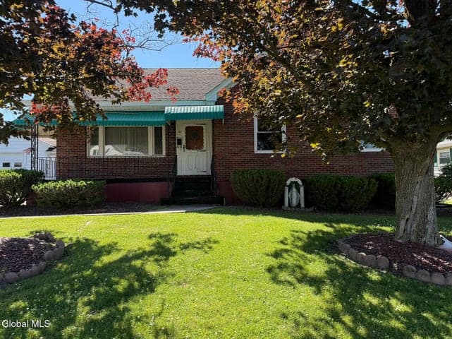 30 Mason Avenue, Amsterdam, NY, photo 5