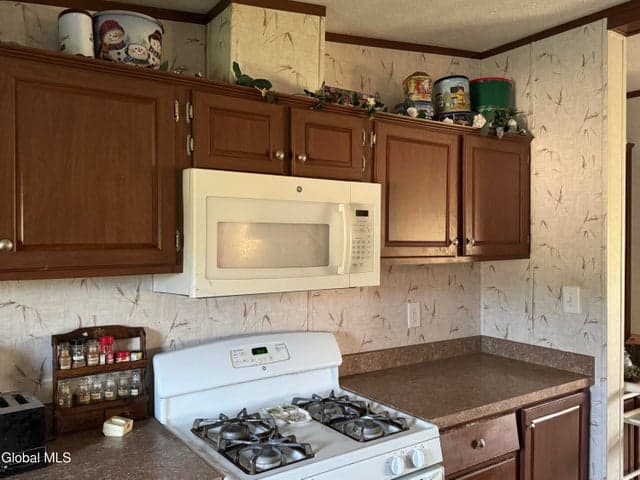 1766 State Route 196, Kingsbury, NY, photo 3