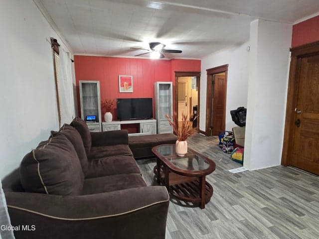 262 Division Street, Amsterdam, NY, photo 2