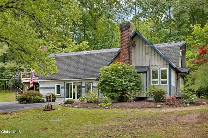 52 Ruggles Road, Saratoga Springs, NY, photo 4