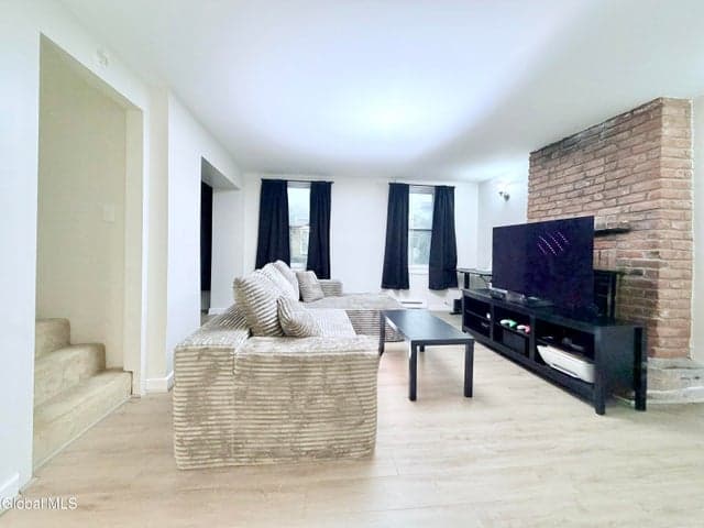 377 Hamilton Street, Albany, NY, photo 5