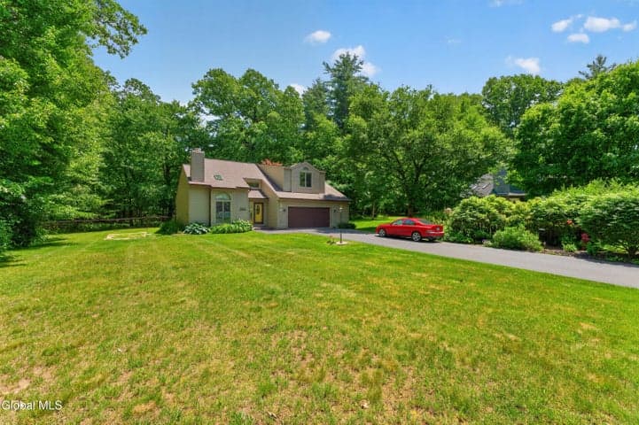 15 Arbor Lane, Clifton Park, NY, photo 3