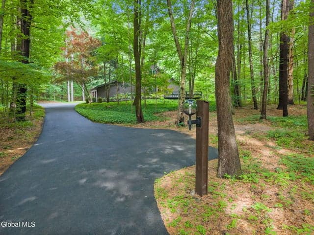 623 Bruno Road, Clifton Park, NY, photo 3