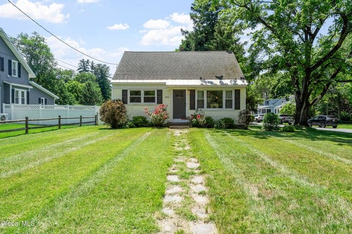 254 Kenwood Avenue, Delmar, NY, photo 3