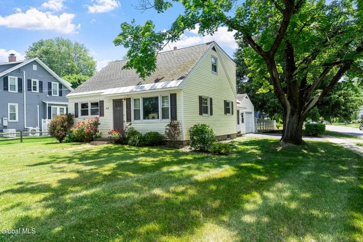 254 Kenwood Avenue, Delmar, NY, photo 4
