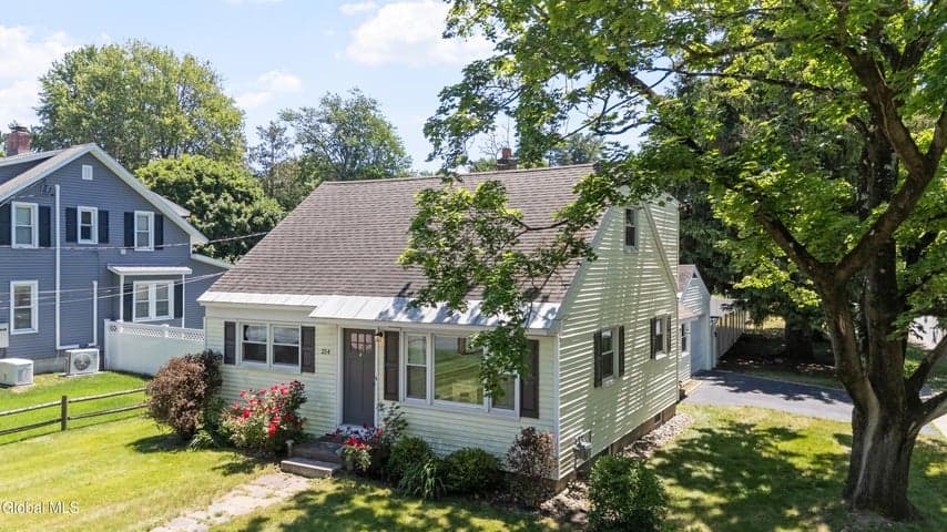 254 Kenwood Avenue, Delmar, NY, photo 2