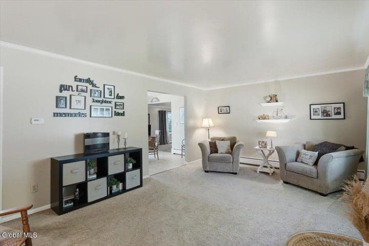 7 Turnberry Lane, Clifton Park, NY, photo 5