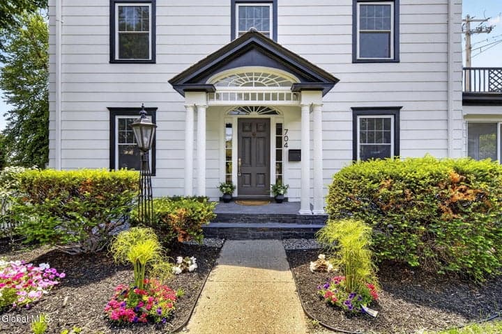 704 Western Avenue, Albany, NY, photo 2