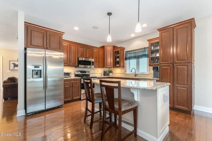 6 Stone Bridge Drive, Ballston, NY, photo 3