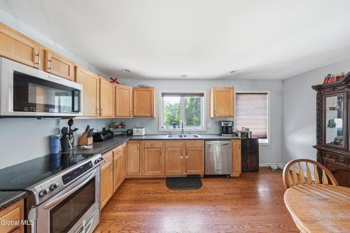 14 Booth Street, Colonie, NY, photo 3