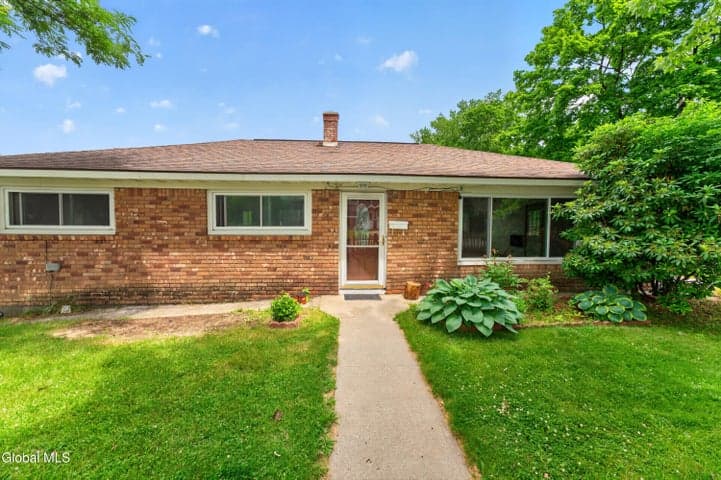 37 Marwill Street, Albany, NY