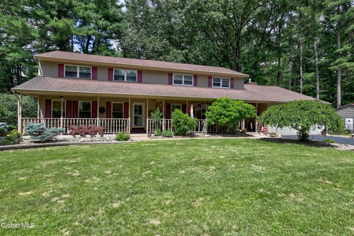 4 Pine Knoll Drive, Saratoga Springs, NY