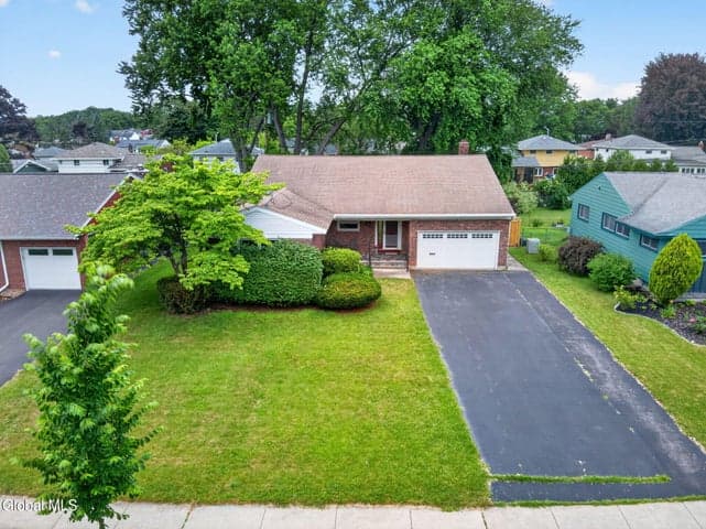 30 Colonial Avenue, Albany, NY, photo 2