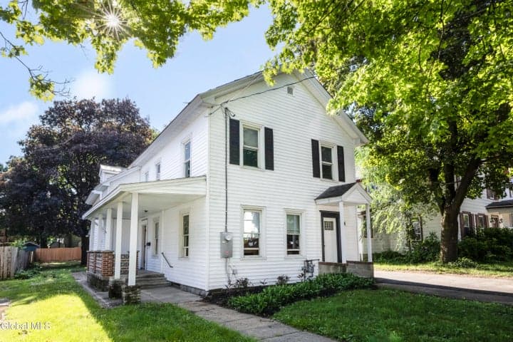 14 Platt Street, Glens Falls, NY