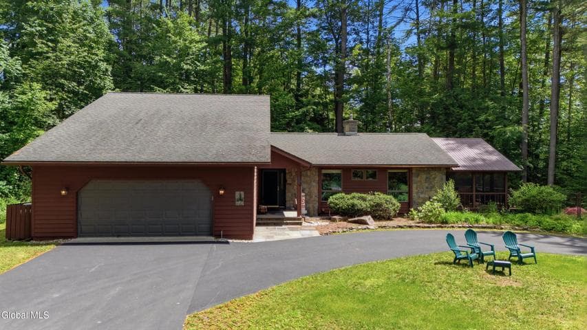 19 Birch Drive, Bolton, NY