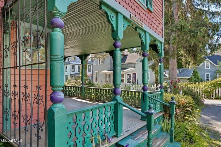 5 Albany Avenue, Round Lake, NY, photo 4