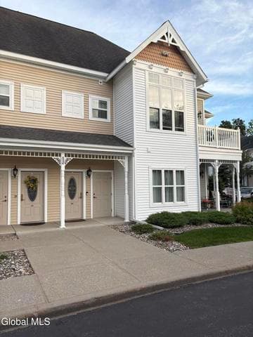806 Heather Lane, Guilderland, NY, photo 1