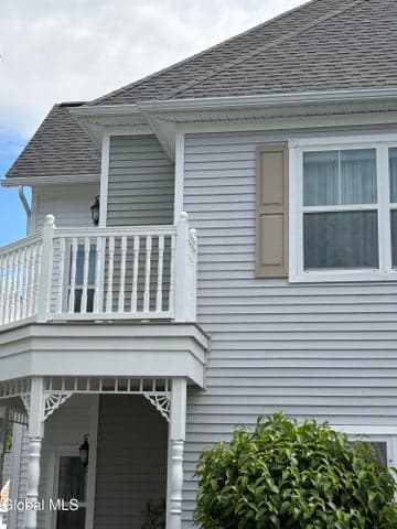 806 Heather Lane, Guilderland, NY, photo 3