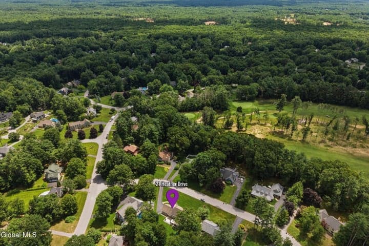 21 Heather Drive, Wilton, NY, photo 3