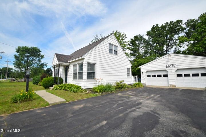 7 William Street, South Glens Falls, NY, photo 2