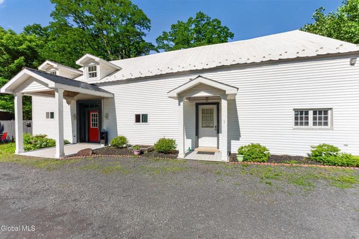 41 Red Mill Road, Greenville, NY