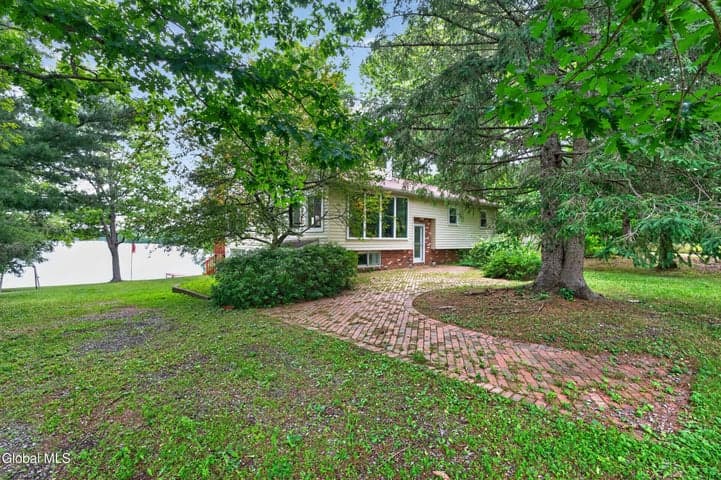 43 Lakeview Drive, Chatham, NY, photo 2