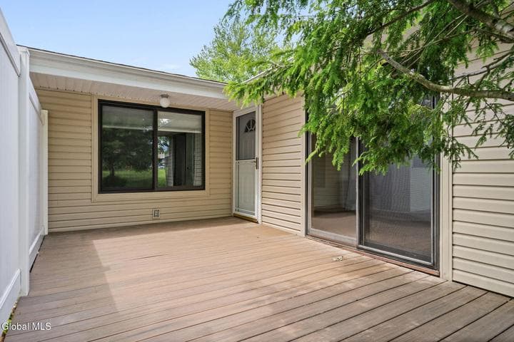 35 Donna Lynn Drive, East Greenbush, NY, photo 5