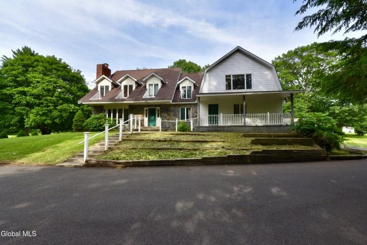 913 Hudson River Road, Mechanicville, NY, photo 2