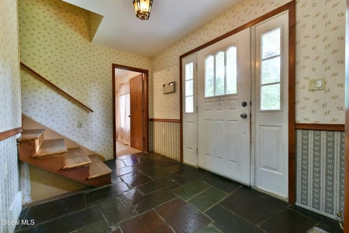 913 Hudson River Road, Mechanicville, NY, photo 5