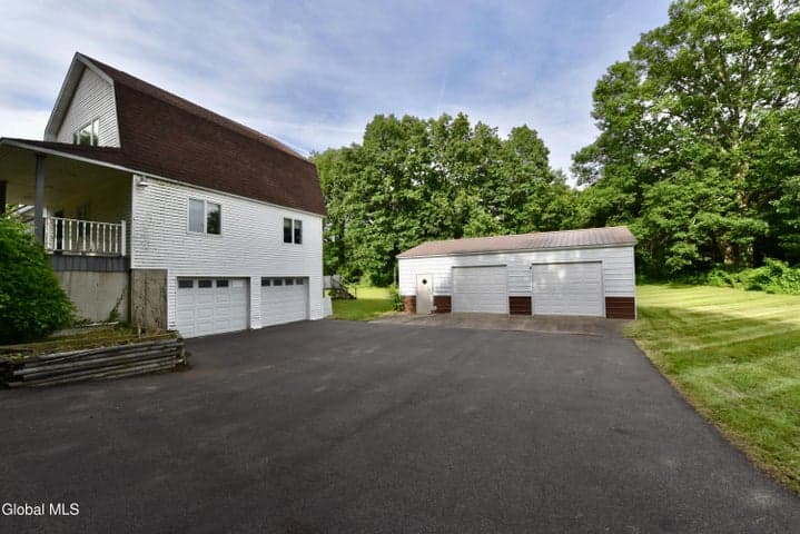 913 Hudson River Road, Mechanicville, NY, photo 4