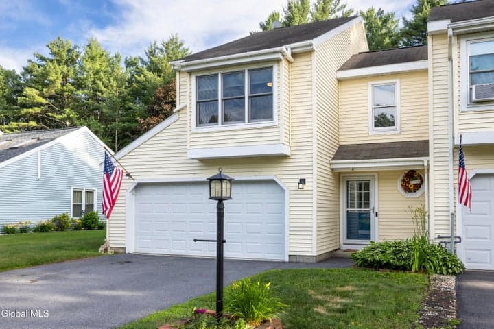 4 North Court, Queensbury, NY