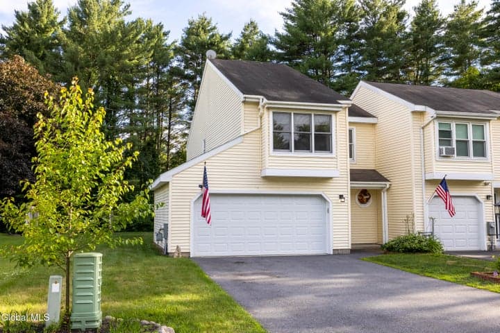 4 North Court, Queensbury, NY, photo 3