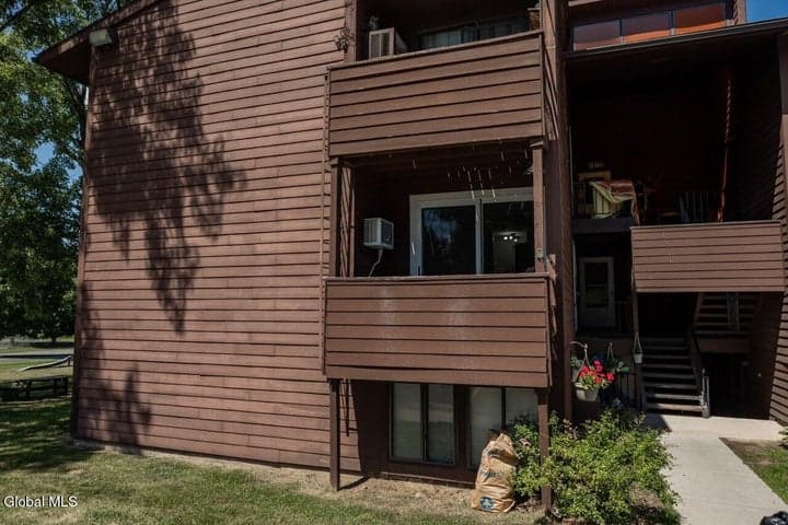 356 N Village Boulevard, Baldwinsville, NY