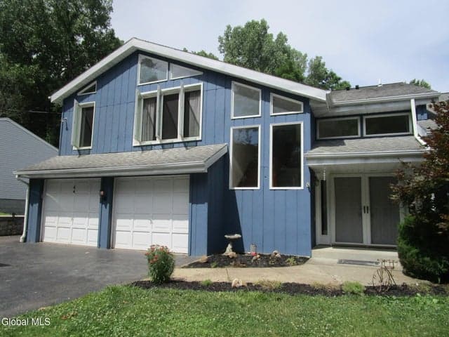 44 Westphal Drive, Delmar, NY, photo 2