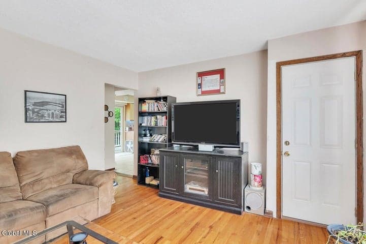 162 Consaul Road, Colonie, NY, photo 4
