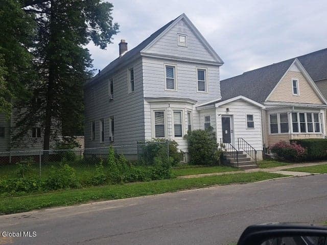 464 8th Avenue, Troy, NY