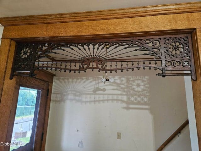 8 Schonowee Avenue, Scotia, NY, photo 5