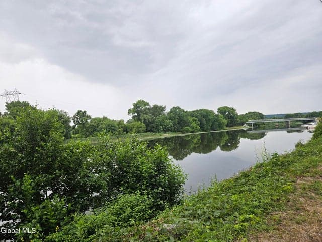 8 Schonowee Avenue, Scotia, NY, photo 2