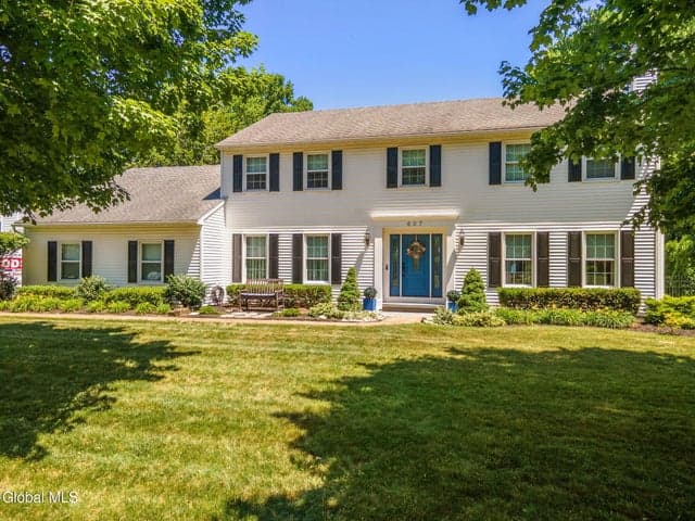 607 Salvia Lane, Guilderland, NY