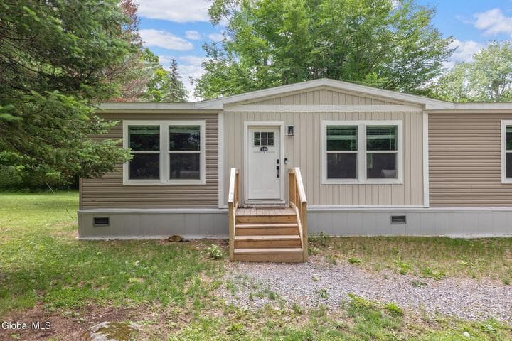 135 Sherman Road, Providence, NY, photo 2