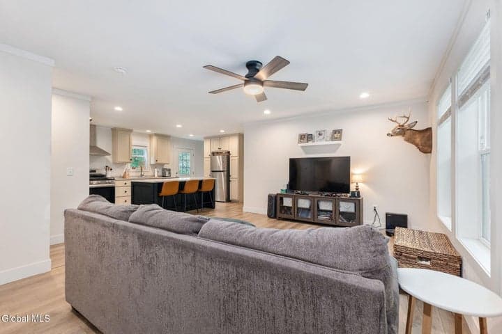135 Sherman Road, Providence, NY, photo 3