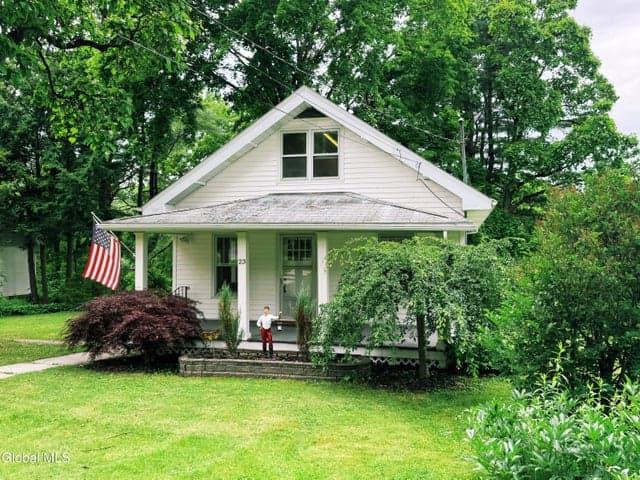 23 Hill Street, Glenville, NY, photo 1