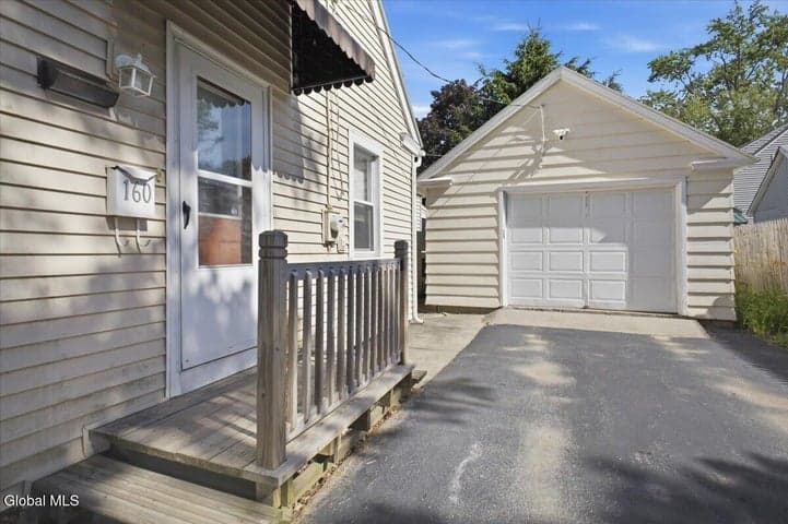 160 Sanford Street, Glens Falls, NY, photo 4