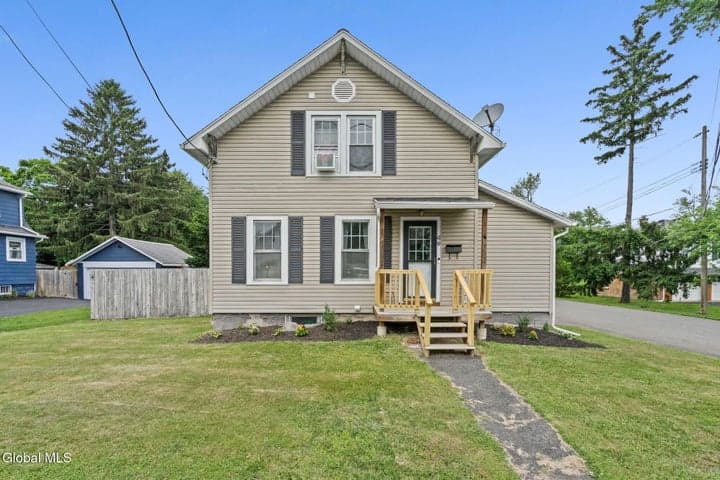49 Kunker Avenue, Latham, NY