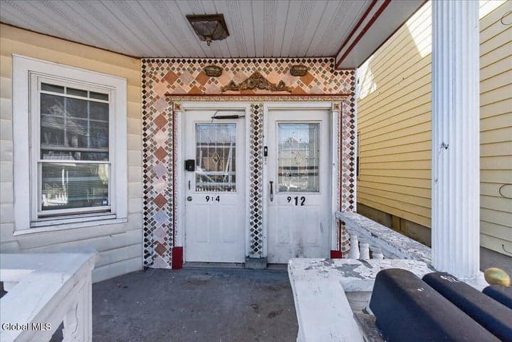 912-914 Cutler Street, Schenectady, NY, photo 2