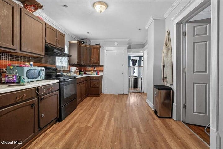 912-914 Cutler Street, Schenectady, NY, photo 3