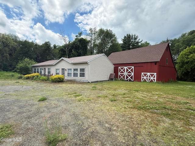 2362 State Highway 30, Mayfield, NY