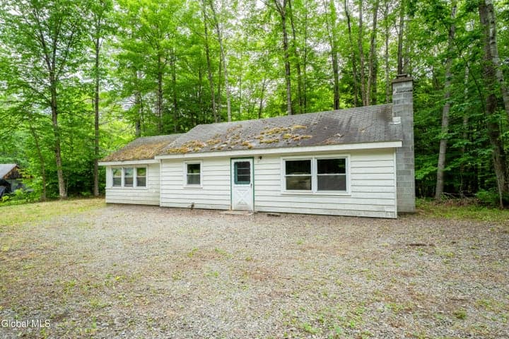 978 W Mountain Co Rt 10, Day, NY